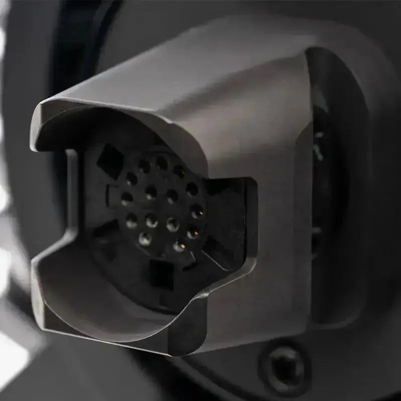 Fanatec ClubSport DD (15 Nm) + Formula V2.5 X Wheel + Pedals V3 Bundle (Xbox Series X|S, Xbox One, PC) - Fanatec / Corsair - Sim Race Webshop product image 10