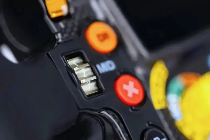 Mercedes-AMG PETRONAS F1 Sim Racing Steering Wheel (2024/2025) - Sim-Lab - Sim Race Webshop product image 9